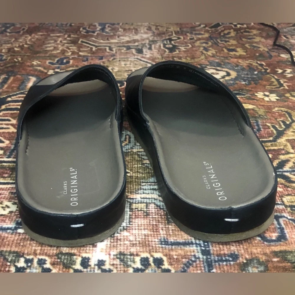 Clark’s Original Leather Slide - Picture 4 of 8